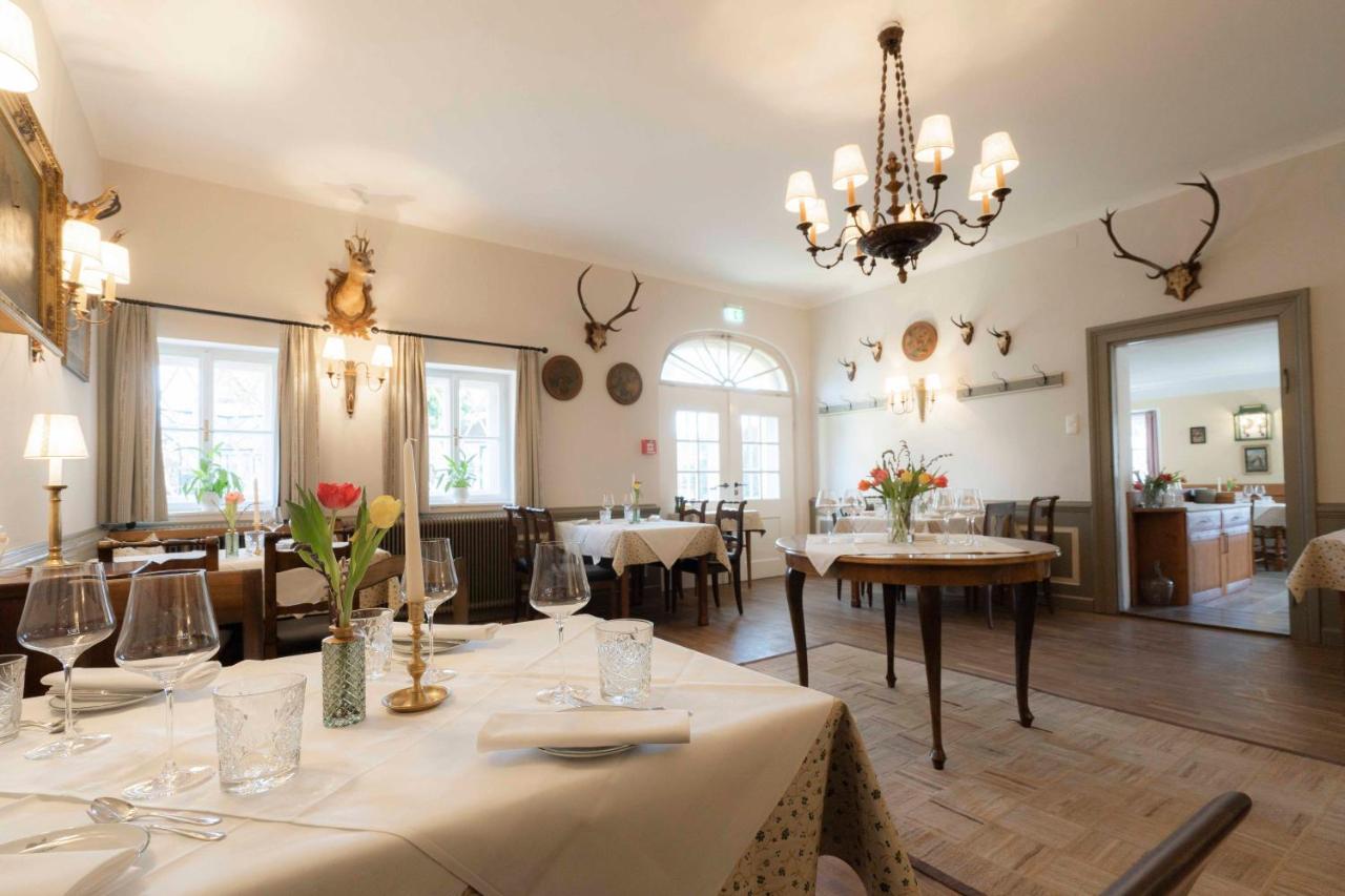 Hotel Der Schlosswirt Zu - Biedermeierhotel Und Restaurant
