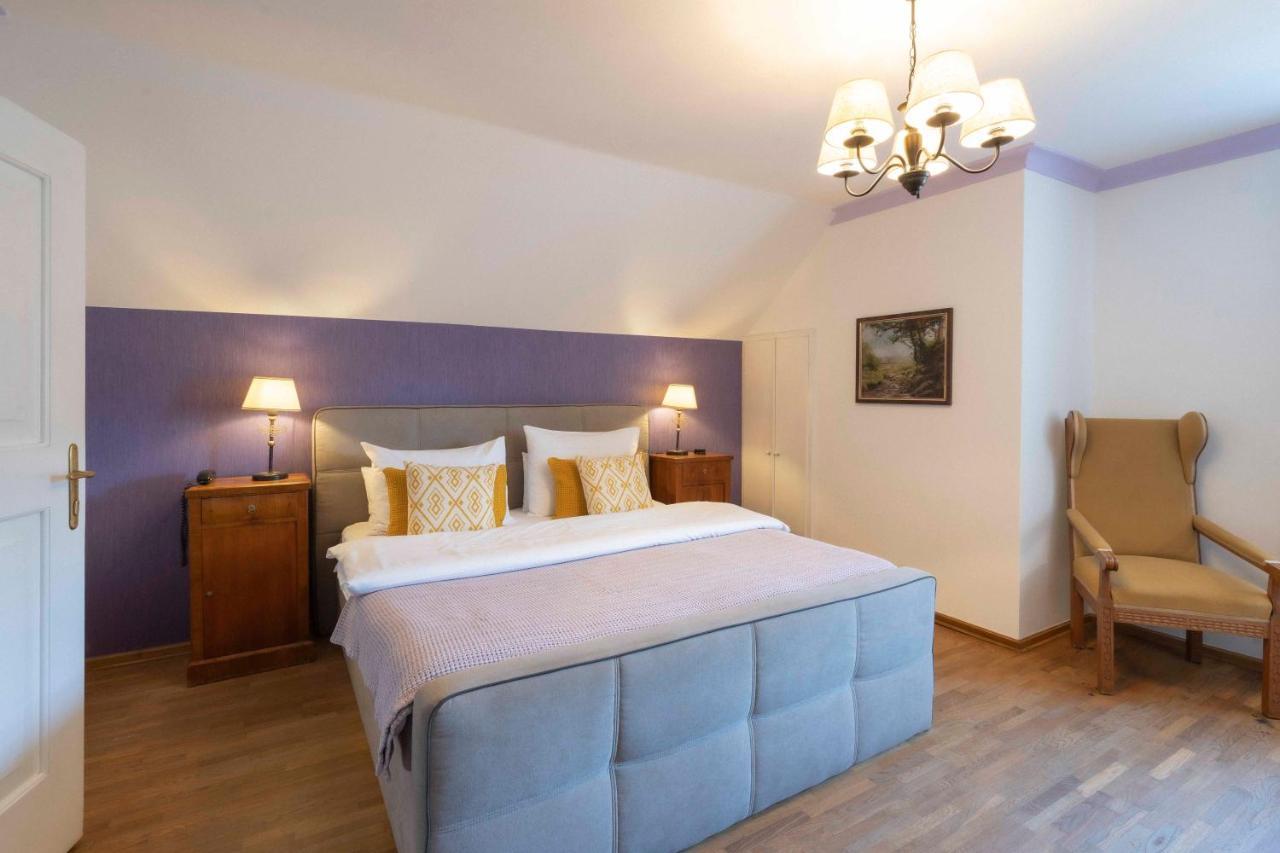Der Schlosswirt Zu - Biedermeierhotel Und Restaurant Hotel Anif