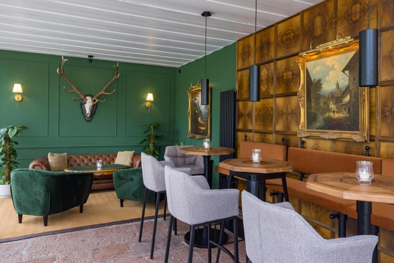 Hotel Der Schlosswirt Zu - Biedermeierhotel Und Restaurant 4*